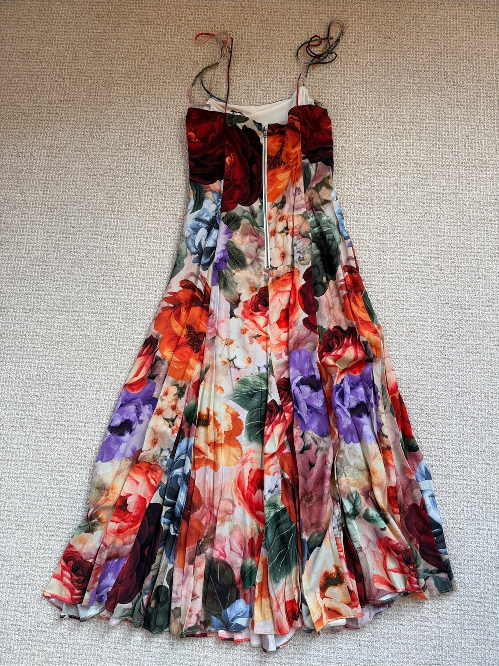 Alice + Olivia ‘Storm Floral’ Maxi Dress - NWT Size 6 - Picture 6 of 9
